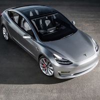 Los números de Tesla de 2017 no son buenos, mientras la competencia se pone las pilas
