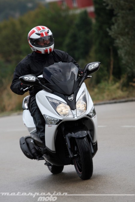 Sym Joymax 125 Sport Presentacion 03