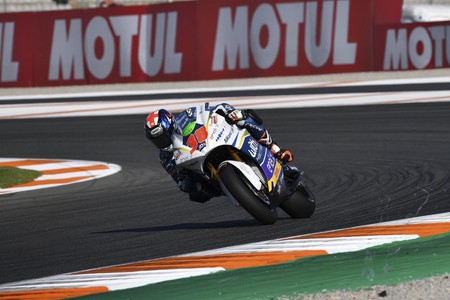 Bradley Smith Valencia Motoe 2019