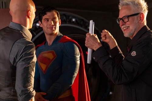 James Gunn está escribiendo la secuela de 'Superman' pero avisa que "no es Superman 2" y aclara el nuevo canon del Universo DC