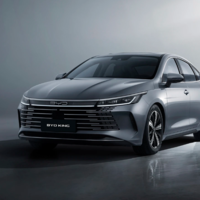 El BYD King ya tiene precio en México: un híbrido enchufable que pisa el terreno de Jetta y Prius