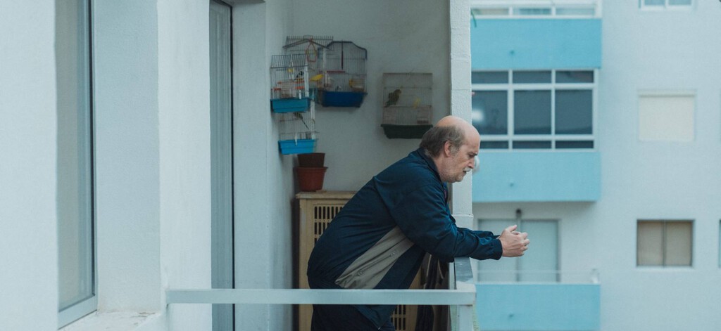 Acaba de estrenarse una de las mejores series del año: un retrato íntimo sobre las segundas oportunidades con un arrollador Javier Cámara