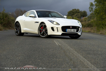 ¿Te gusta el Jaguar F-Type pero es demasiado caro? No pasa nada, hay un F-Type 2.0 diésel en camino