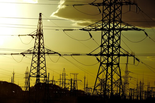 Así puedes ver cuánto gastan de luz tus vecinos y el consumo normal que deberías tener: si te pasas tienes un vampiro en casa