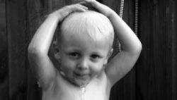 No se quiere lavar el pelo: trucos para conseguirlo