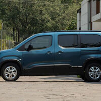 Amplia camioneta de tres filas y motor ahorrador en México. Es poco conocida, pero una de las más versátiles  