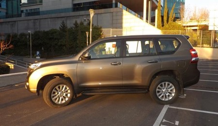 4x4 Toyota Land Cruiser