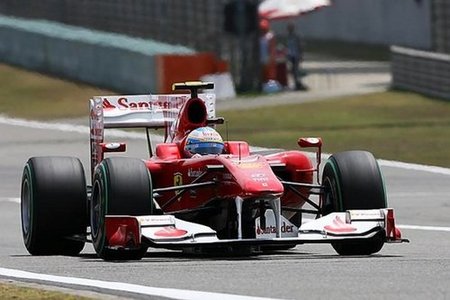 Fernando Alonso durante la Q1 del GP de China 2010
