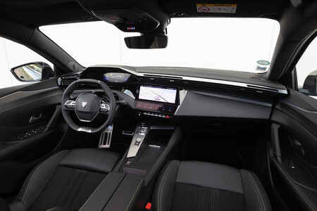 Peugeot E308 interior