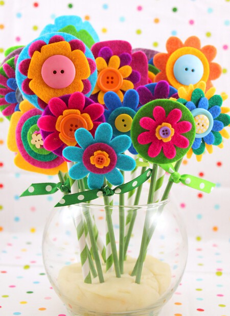 Adorable Felt Flower Bouquet Easy Mothers Day Craft For Kids 1490x2048