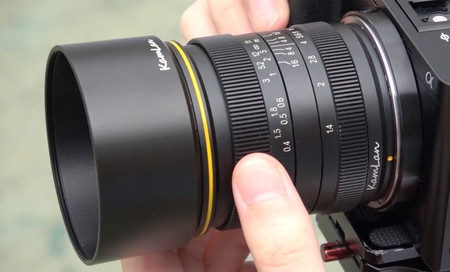 Kamlan 28mm F1.4, desvelada una nueva óptica gran angular muy luminosa y de bajo coste para cámaras sin espejo