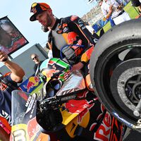 KTM tenía un problema: se les rompía la cadena de su MotoGP. Lo han resuelto con esta virguería técnica 