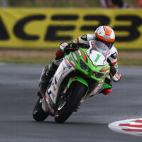 Jeffrey Buis se reencuentra con la victoria en Most y Alejandro Carrión repite podio en Supersport 300