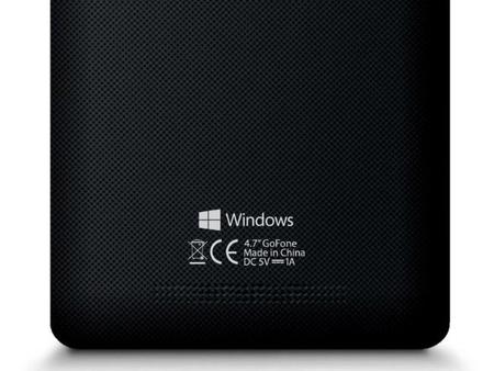 ¿Es esta la primera imagen de un teléfono con la marca "Windows" en lugar de "Windows Phone"?