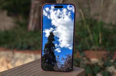 HDR activado para subir el brillo en las áreas más luminosas del iPhone 16 Plus