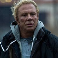 Mickey Rourke se ha quedado en la calle después de rechazar el dinero de sus fans. "Decidí no pagar el alquiler, y no fue una decisión que tomara a la ligera" 