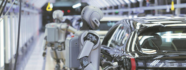 Fábricas 100% autónomas donde no hace falta encender la luz: China ya se plantea fabricar coches solo con robots en 2030