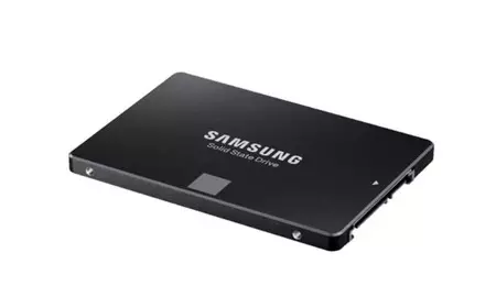 Por sólo 129 euros en la tienda Worten de eBay, puedes instalar a tu ordenador un SSD como el Samsung EVO de 500 GB