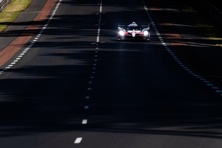 Horarios y cómo ver las 24 horas de Le Mans en las que Fernando Alonso puede volver a ser campeón del mundo