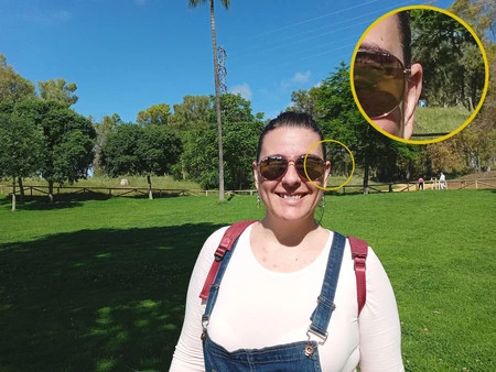 明るく、高品質の写真で、飽和しすぎず、シャープで温かみのある写真が得られます。