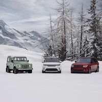 Triple estreno en Jaguar Land Rover para el próximo lustro: el nuevo Defender... y dos misteriosos modelos