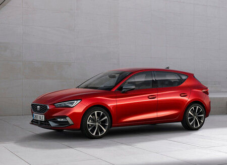 El SEAT León FR baja de precio en México: así queda la gama 2022 del compacto español