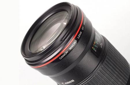 Canon introducirá estabilización híbrida en su objetivo EF 180 mm f/3.5L Macro IS