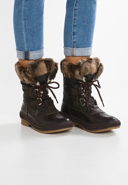 Por 44,95 euros tenemos estos botines Olerralia de la firma Call it Spring en Zalando tras un 50% de descuento