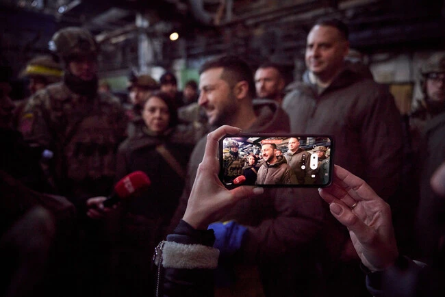 President Of Ukraine Met With The Ukrainian Military In Bakhmut And Presented State Awards 52713337933 2