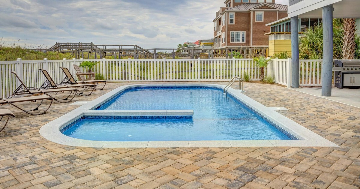 Alquilar piscinas y jardines por horas en verano: lo bueno y lo malo tanto si eres usuario como propietario 
