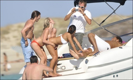 Las locas vacaciones de James Blunt y Gary Dourdan