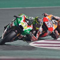 Aleix Espargaró hace brillar a la Aprilia RS-GP en Losail con una gran remontada