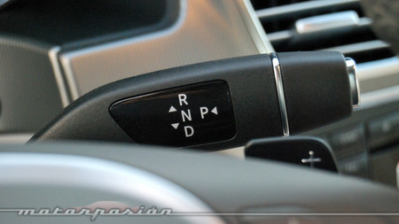 Mercedes-Benz E 220 CDI 7G-TRONIC