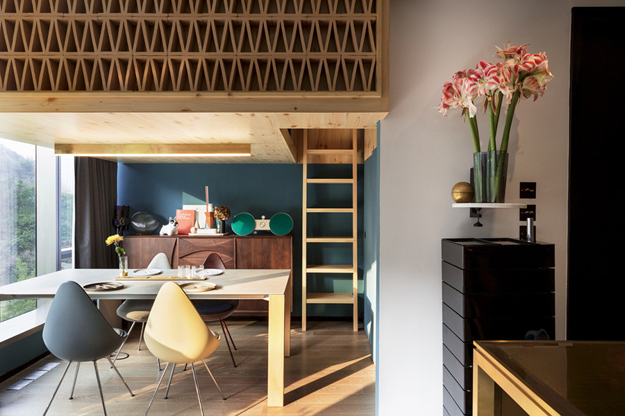 Esta mini casa en un árbol es una pequeña joya de diseño y funcionalidad