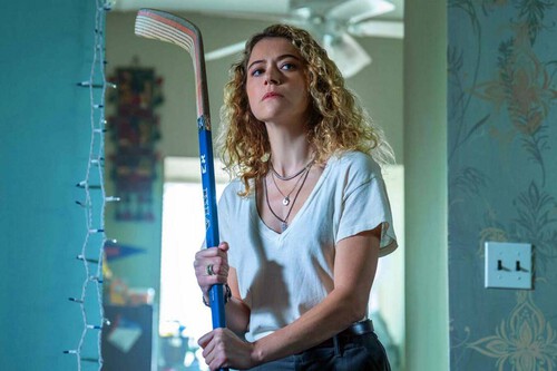 'Satisfacción garantizada' me da la vida. Es un thriller deslumbrante con toques de comedia negra y una Tatiana Maslany alucinante