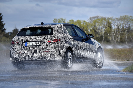 BMW Serie 1 2020 camuflado