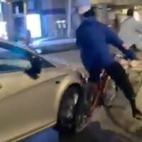 Un conductor atropella intencionadamente a varios ciclistas que reivindicaban el uso de la bici en pleno centro de Madrid