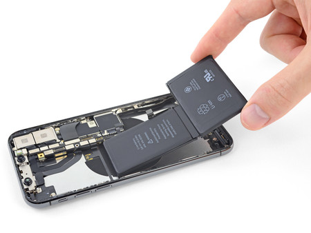 A partir de ahora los iPhone con baterías de terceros podrán recibir reparaciones oficiales