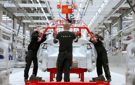 Tesla Vacantes