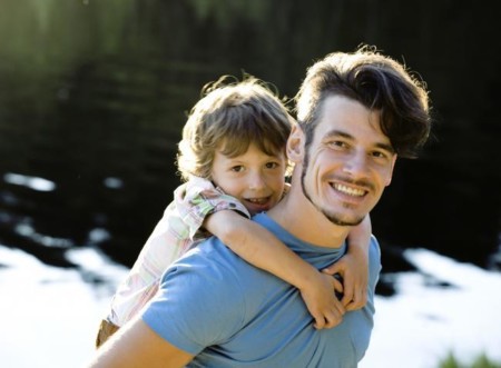 Las 12 razones por las que los tíos también son una compañía increíble para sus sobrinos