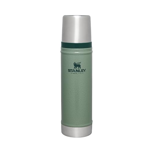 Stanley Classic Legendary Botella Termica 0.59L - Mantiene Frío o Calor 18 Horas - Termo Cafe - Cantimplora Acero Inoxidable - Sin BPA - Apto Para Lavavajillas - Hammertone Green