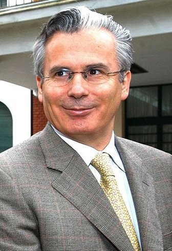 Baltasar Garzón asumirá la dirección jurídica del equipo de abogados de Julian Assange