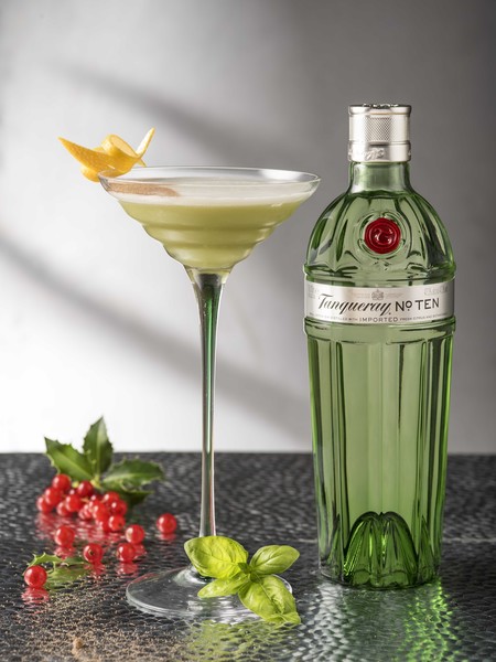 Nueve cocktails y licores con los que brindar por Navidad