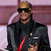 Si llevas a Snoop Dogg a una fiesta, ya sabes lo que va a pasar. Los Globos de Oro censuraron sus palabras pero, por suerte, se filtró lo que dijo
