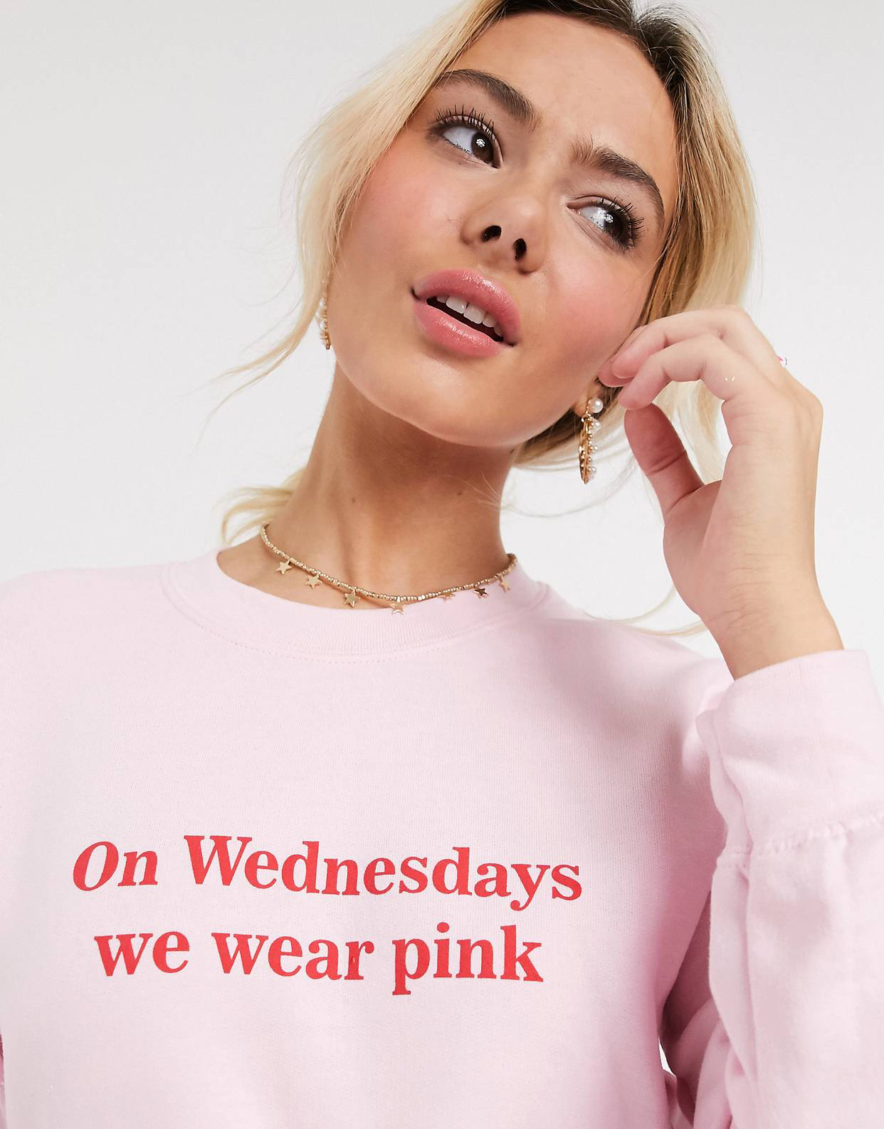 Sudadera holgada con estampado Wednesday de Skinnydip x Mean Girls