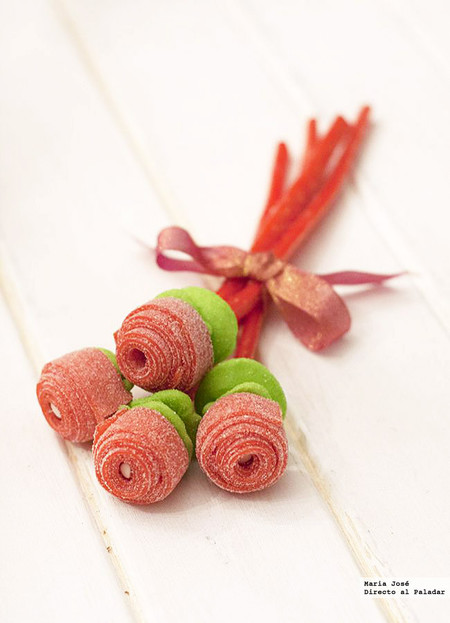 Ramo de rosas con gominolas. Receta para el día de la madre