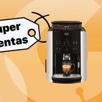 MediaMarkt rebaja a casi su precio mínimo histórico una cafetera espresso superautomática Krups con molinillo integrado 