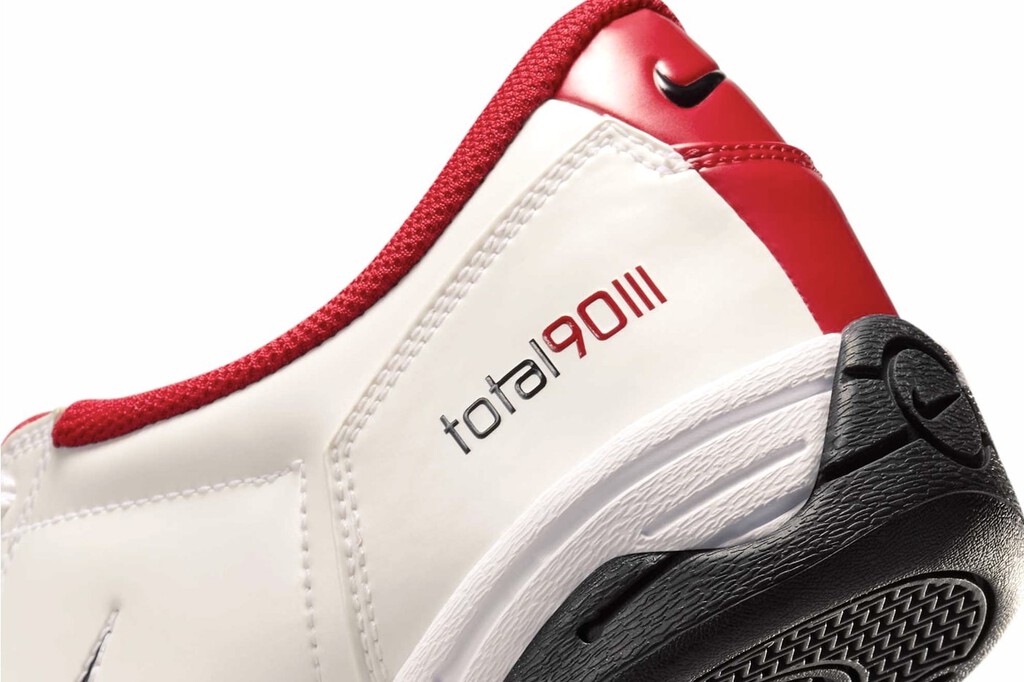 Nike revive uno de sus modelos más populares: regresan este verano las zapatillas que todos los amantes del fútbol lucieron en el 2000 