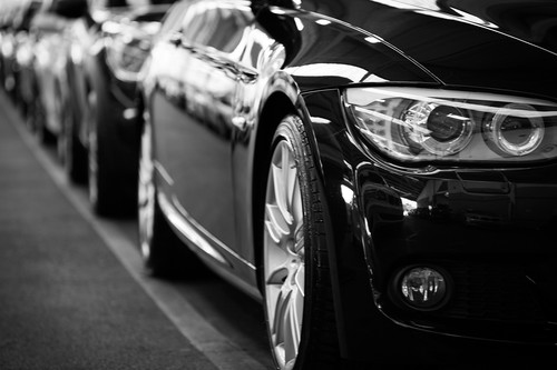 Las ventas de coches en 2019 caen por primera vez en seis años: los SUV ya son los más vendidos y el diésel sigue a la baja