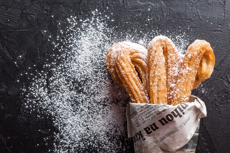 La comida rápida tiene otra cosa negativa: el PFAS que hay en su envoltorio
